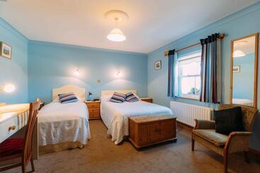 Clareville House B&b