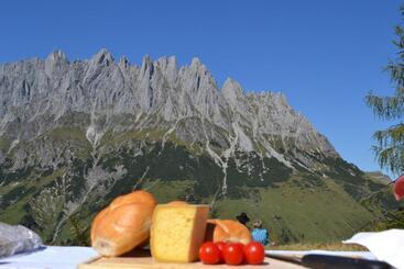 هتل Alpenrose Mühlbach Am Hochkönig