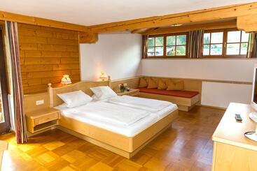 هتل Alpenrose Mühlbach Am Hochkönig
