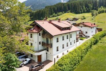 Hotel Haus Tirol