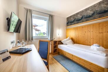 Schlosshotel Lacknerhof