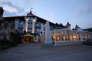 Schlosshotel Lacknerhof