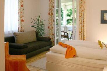 هتل Villa Auguste
