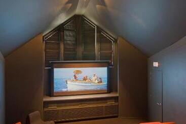 Ne5t Hotel & Spa
