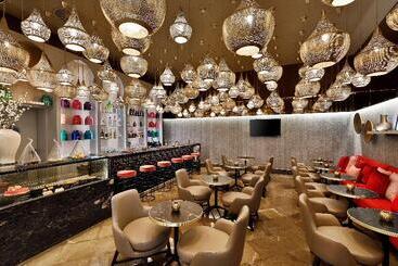 酒店 Hilton Tangier City Center