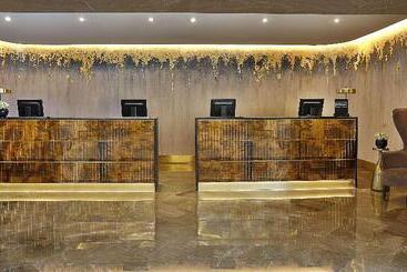 酒店 Hilton Tangier City Center