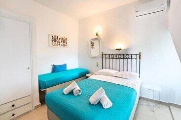 شقة Anemone Seaside Traditional Homes