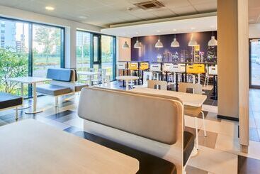 B&b Hotel Frankfurt Airport