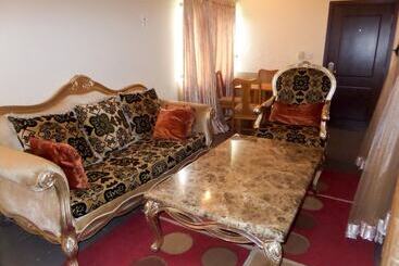 هتل Dreamland Suites