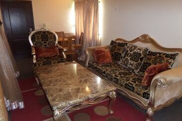 هتل Dreamland Suites