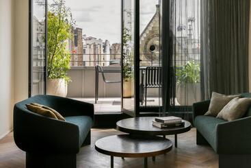 هتل Hôtel National Des Arts Et Métiers