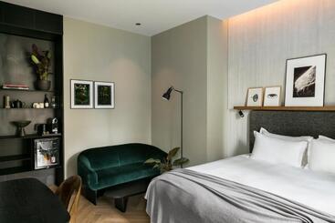 هتل Hôtel National Des Arts Et Métiers