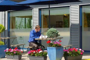هتل Ibis Budget Charleroi Airport
