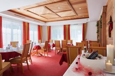 هتل Ischgl