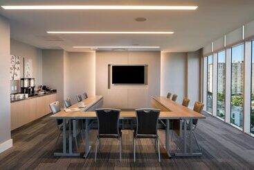 هتل Residence Inn Miami Sunny Isles Beach