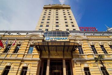 هتل Wyndham Batumi