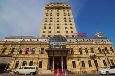 هتل Wyndham Batumi