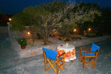 Iremia Rooms - Amorgos Island