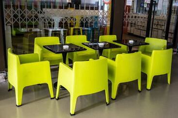 Isanook Hostel