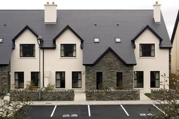 استراحتگاه Kenmare Bay Hotel Lodges