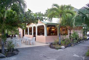 Sunset Bay Club & Seaside Dive Resort