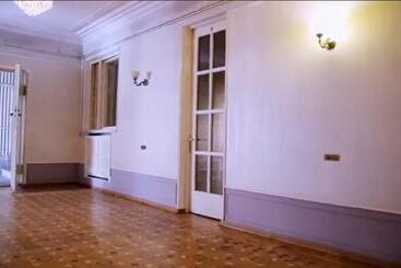 هاستل Royal Boutique Hotel On Kievyan