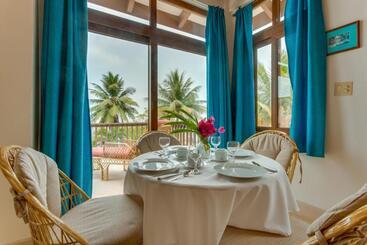 Almond Beach Resort At Jaguar Reef