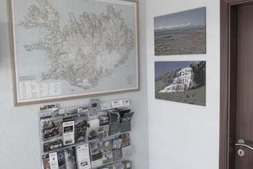 B&b Guesthouse   Bed And Breakfast Keflavik Centre