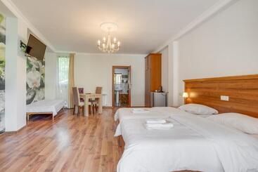 تختخواب و صبحانه Armenia Guesthouse