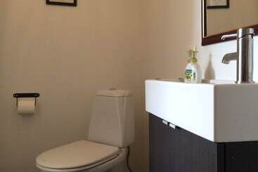 تختخواب و صبحانه Litlabýli Guesthouse