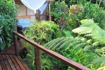 تختخواب و صبحانه Naveria Heights Lodge