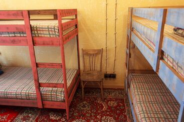 تختخواب و صبحانه Trinity Hostel