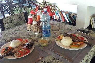 هتل African Dream Cottages   Diani Beach