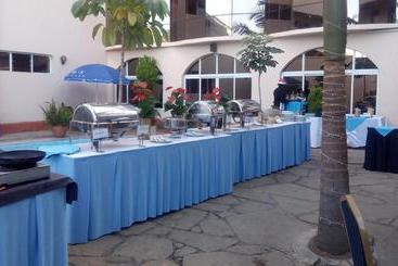 هتل Hillcourt Resort And Spa