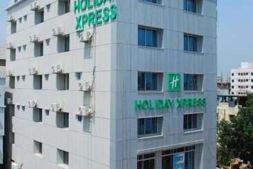 هتل Holiday Xpress