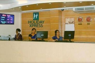 هتل Holiday Xpress