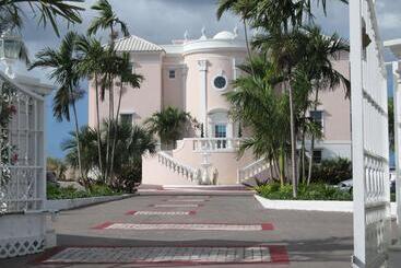 هتل Ocean West Boutique