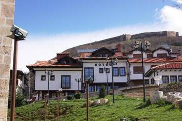 هتل Prizreni