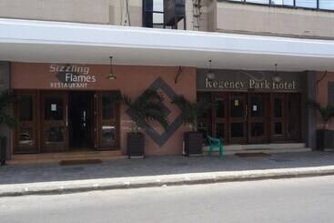 هتل Regency Park