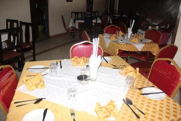 Riversand Hotel With Lake Views,accra Street,kisumu,kenya
