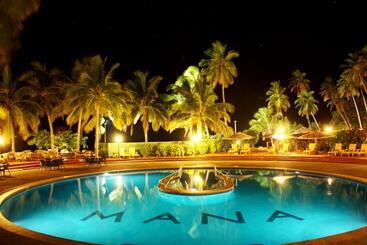 Mana Island Resort & Spa   Fiji