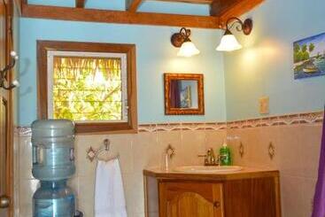 استراحتگاه Beaches And Dreams Boutique