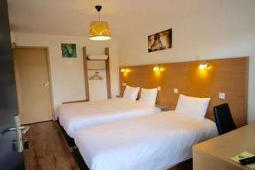 هتل Hôtel Le 15