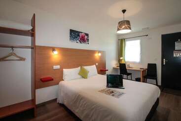 هتل Hôtel Le 15