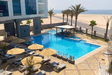 هتل Park Regis By Prince Dubai Islands