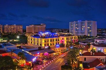 The Cove   Condo Hotel   Perfect Location - Palm Beach
