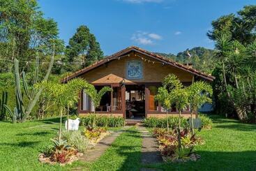 هاستل Pousada Chalés Jardim Das Bromélias   Visconde De Mauá