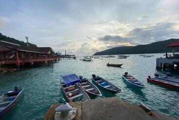 هتل Perhentian Hazipah