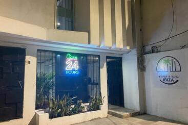 هتل Trinz Deluxe Valledupar