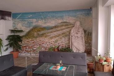 پانسیون Hostal S.pacha